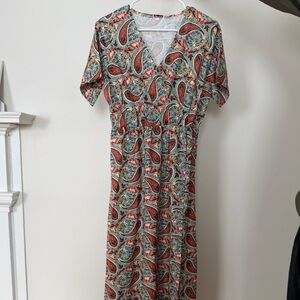 Vibrant Paisley Maxi Dress